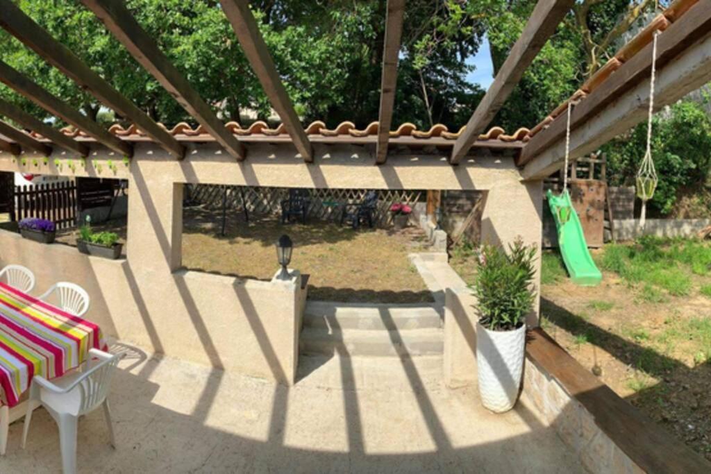 Maison Spacieuse Et Calme Pres De La Cite Villa Alairac ภายนอก รูปภาพ